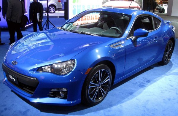 86とbrz どっちにするか迷ってる それぞれの特徴を知って目的に合った選択を コノジライト