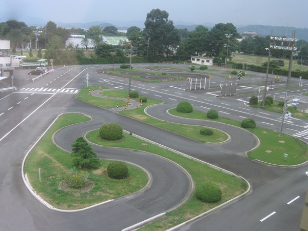 教習所では教えてくれない マニュアル車運転のちょっとしたコツ 初心者 コノジライト