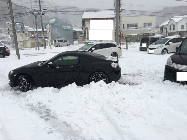 86 Brz 雪にはまって動けない 抜け出すためにやったことのすべてとあると便利なアイテム コノジライト